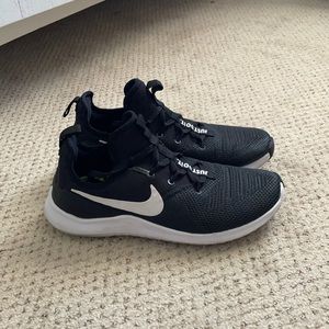 Nike TR-8 Training Shoes